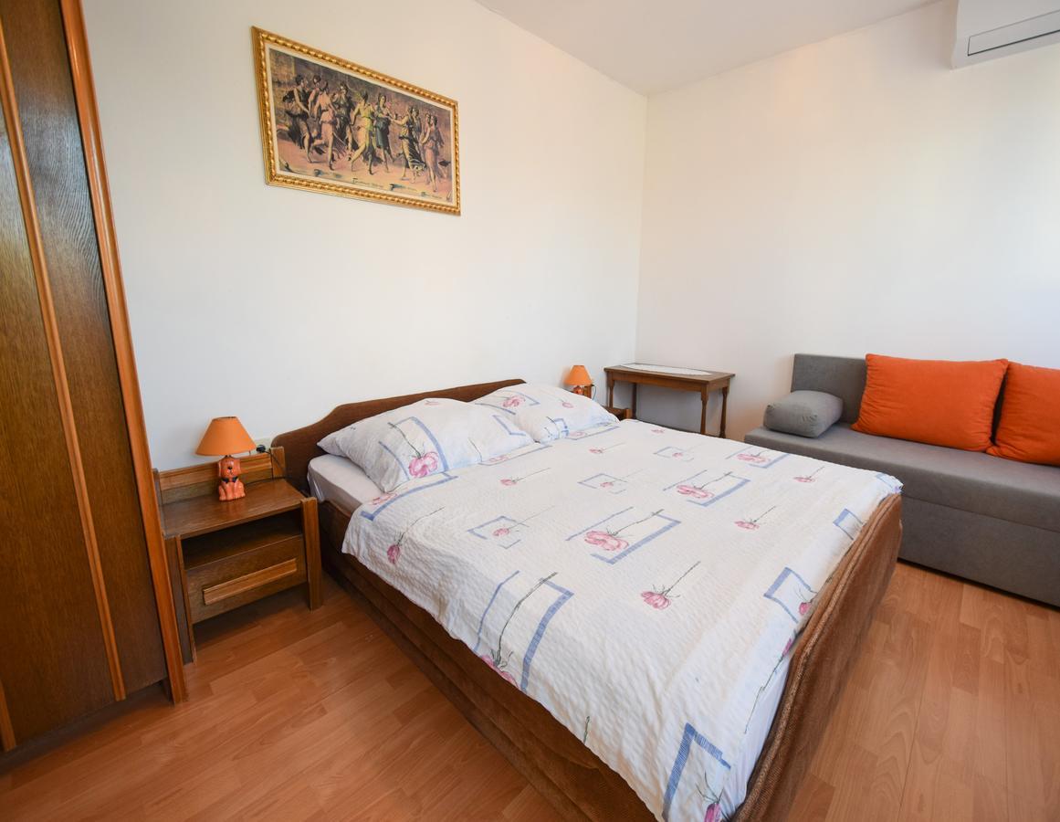 Apartment Toni Malinska Exteriér fotografie